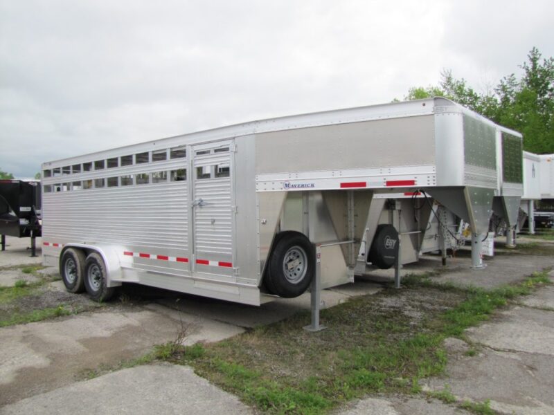 2023 EBY Maverick 20′ Aluminum Livestock Trailer