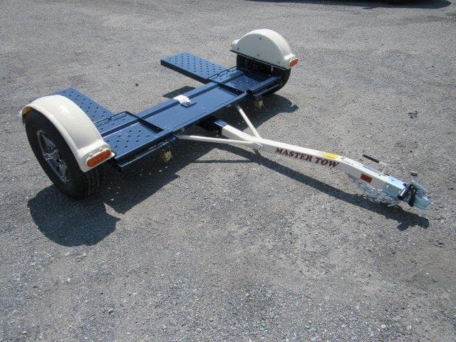 Master Tow 80″ Tow Dolly – Electric Brakes