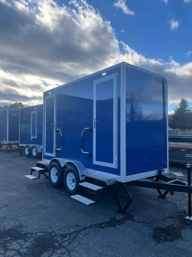New luxury Restroom Trailer, Trailer Manufacturers, Mobile Bathroom Porta potty