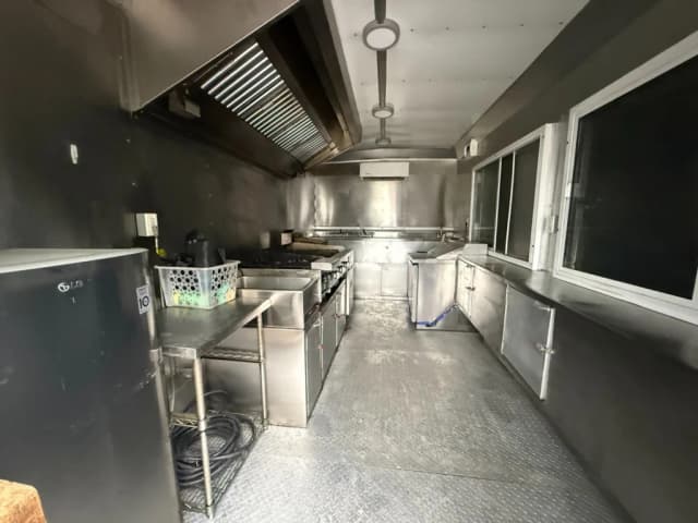 Turnkey-Ready 8×16 Food Concession Trailer 2022 – Food Truck Equipment Available