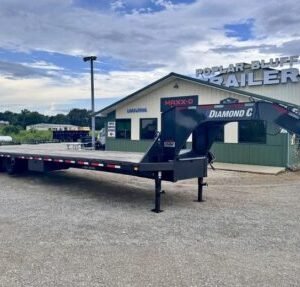 2024 Diamond C FMAX212 40′ x 102″ Fleetneek 25.9k GVWR Straight Deck Air Ride